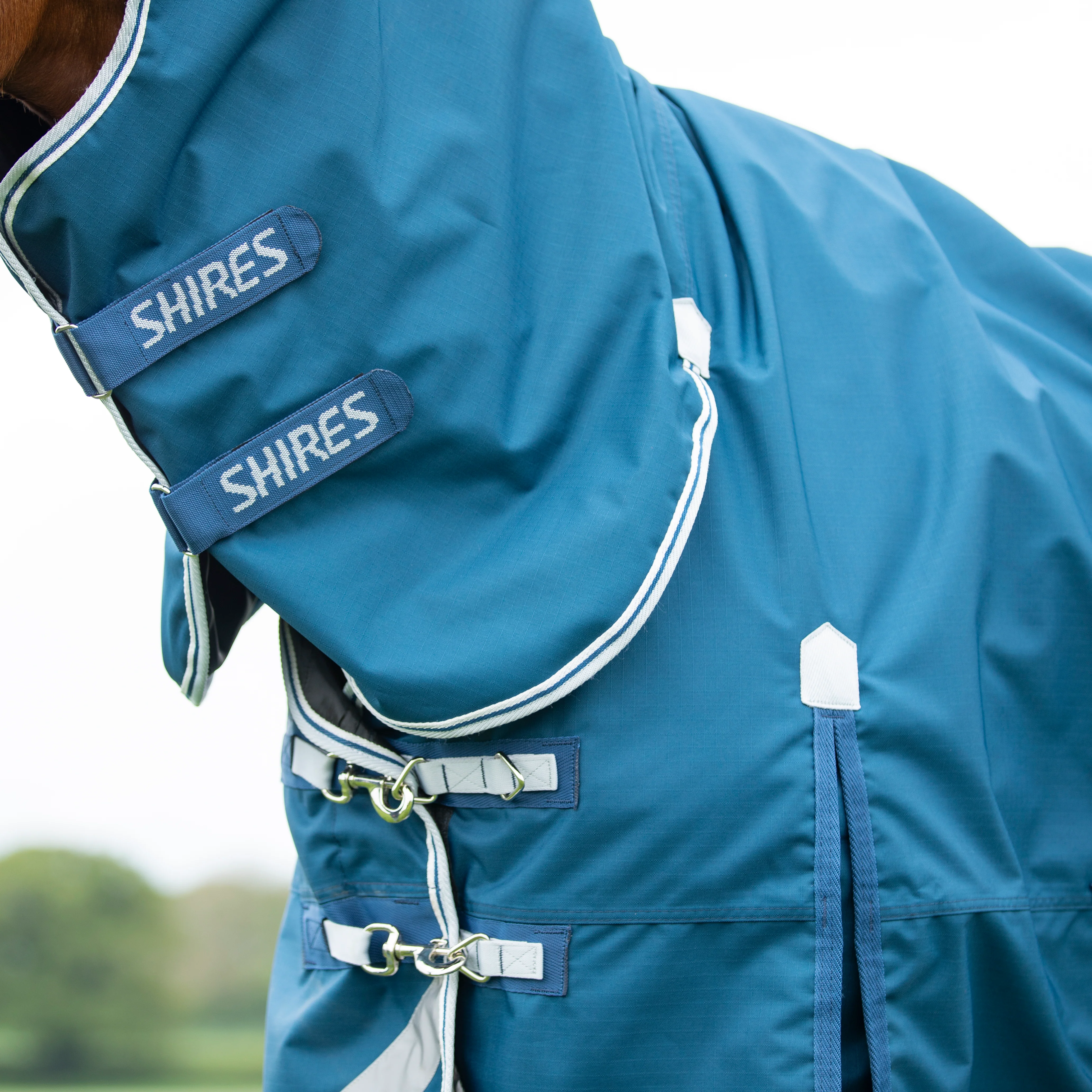Shires Highlander Original 50 Combo Turnout Rug - Image 3
