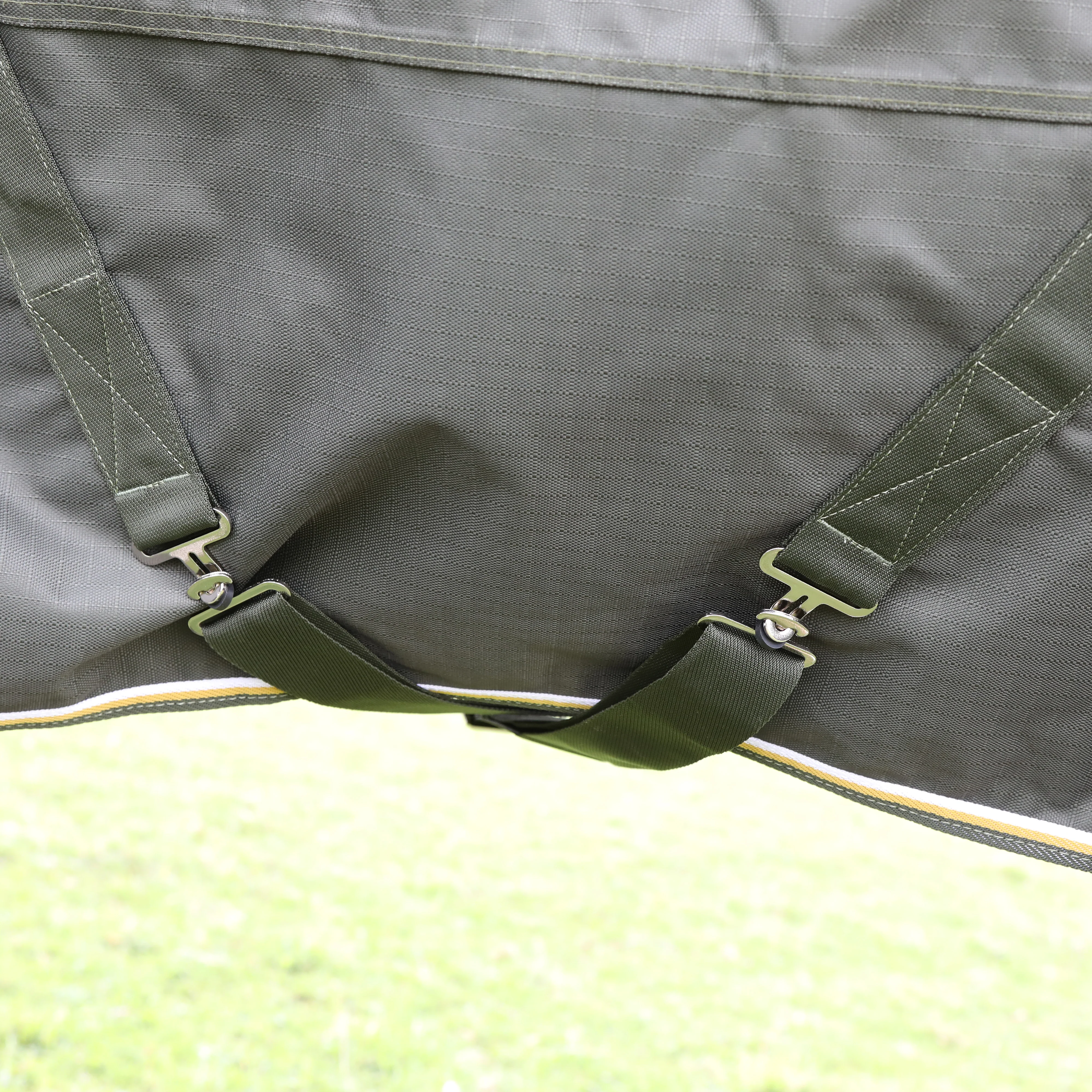 Shires Highlander Plus 50 Combo Turnout Rug - Image 4