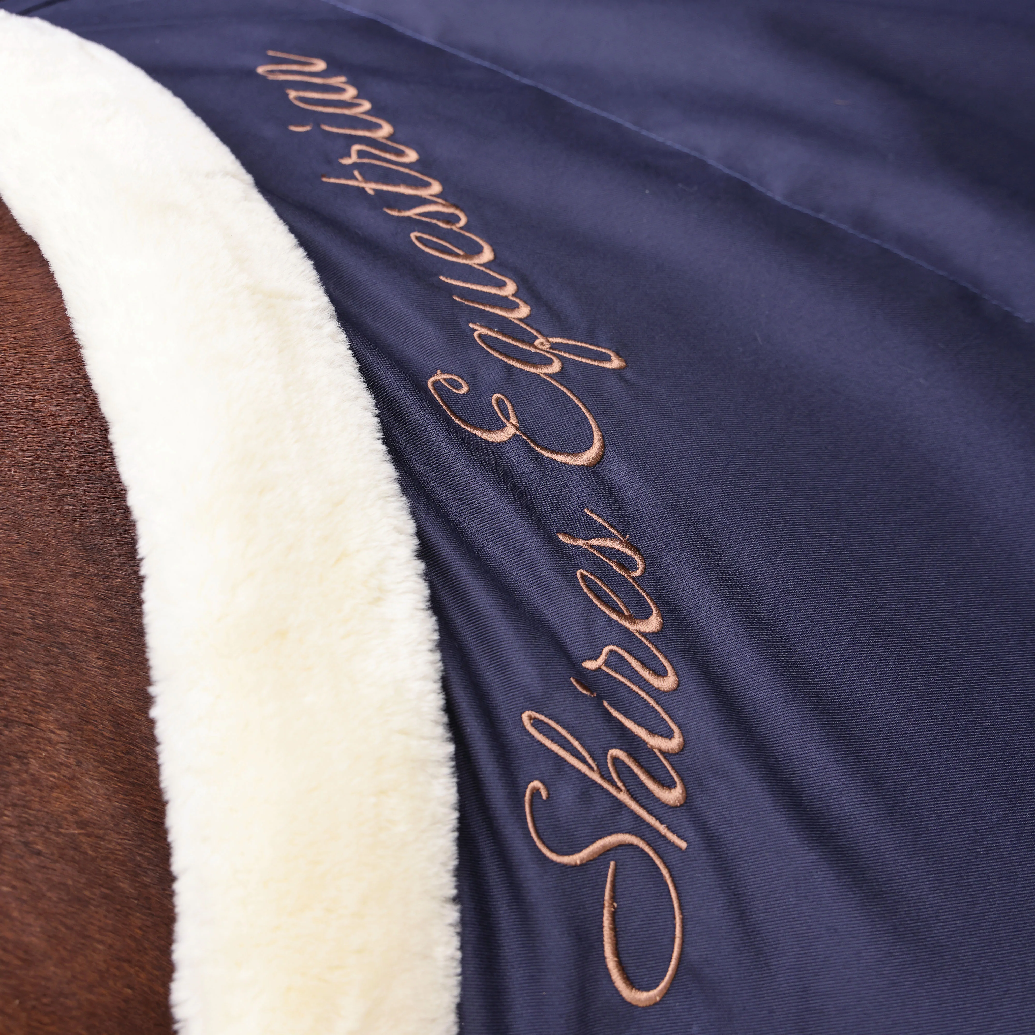 Shires Deluxe Stable Sheet - Image 5