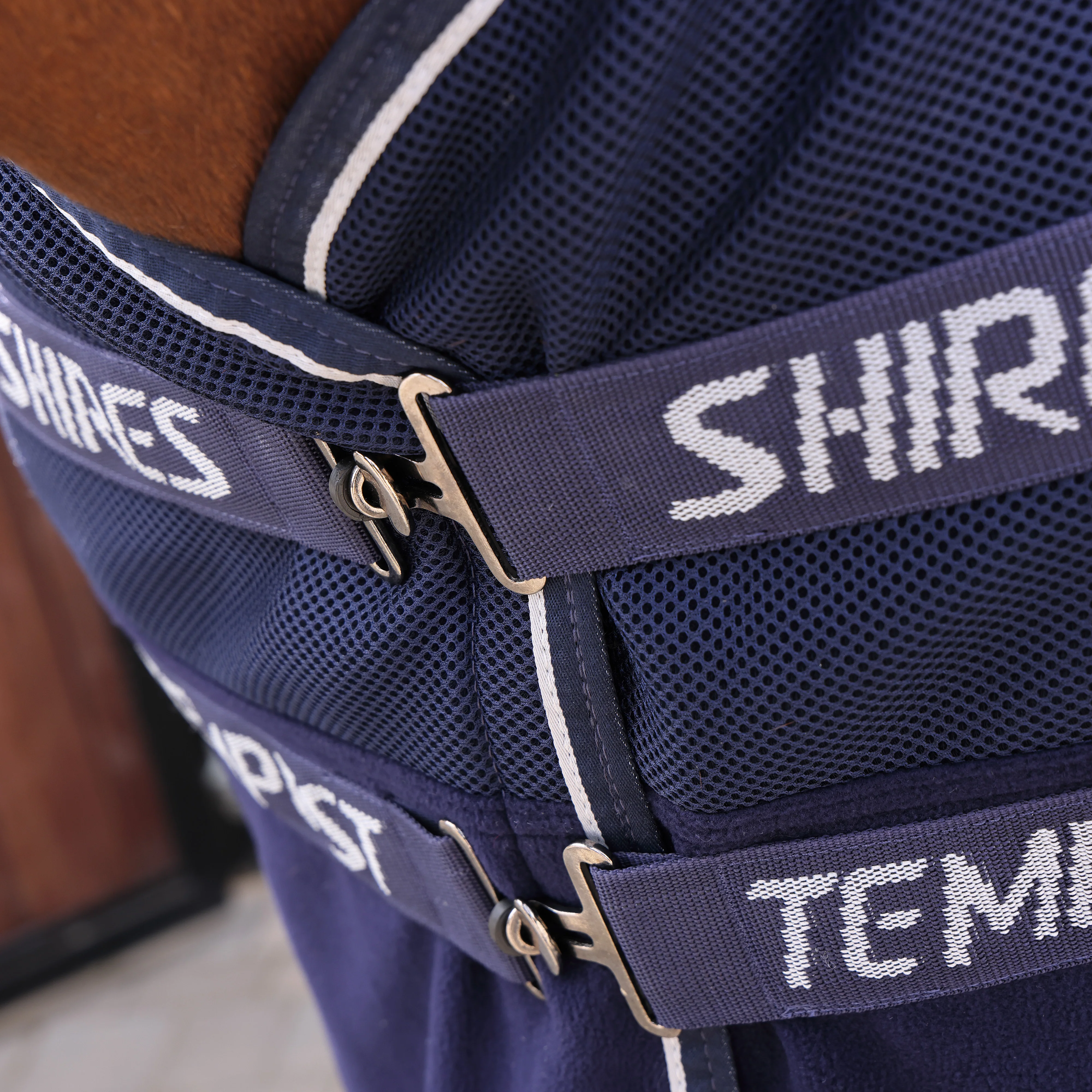 Shires Tempest Original All-Season Air Motion Cooler - Image 6